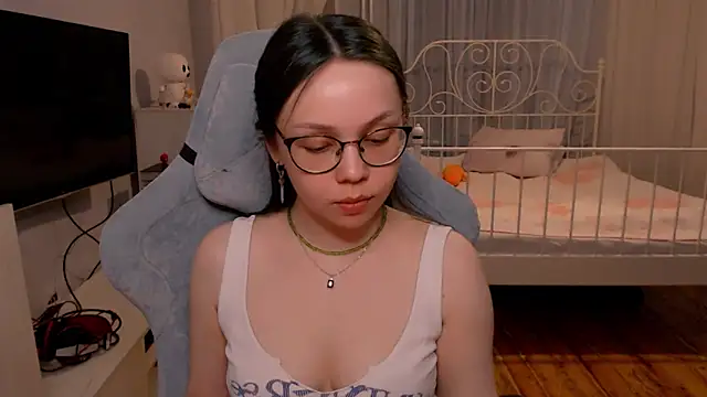 Vanessa tk online show from 03/16/25, 03:06