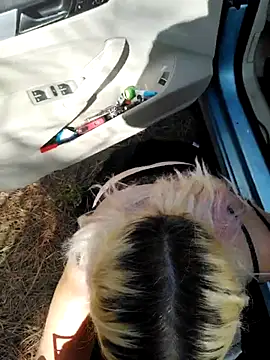 Snapshot of Throats chatting on 09/16/25, 05:36 Throats online show from 09/16/25, 05:36