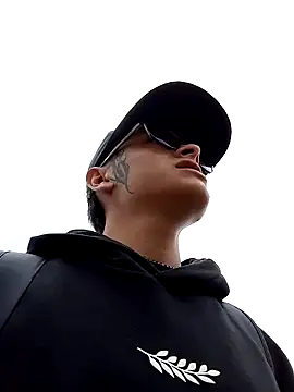 Snapshot of Cuervo_maniaco chatting on 01/28/25, 04:19 Cuervo maniaco online show from 01/28/25, 04:19