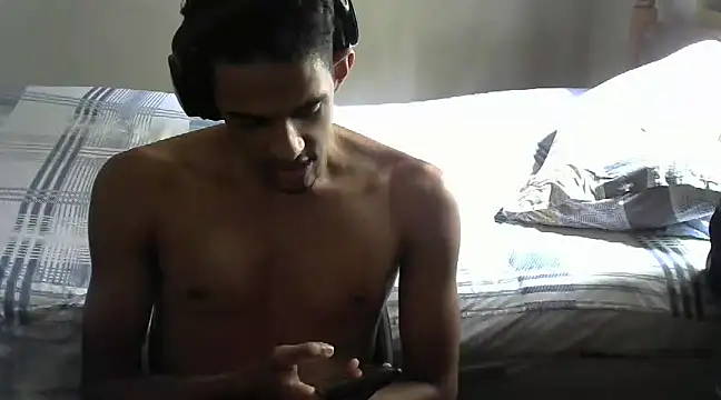 RenziTatte online show from 03/03/25, 03:09