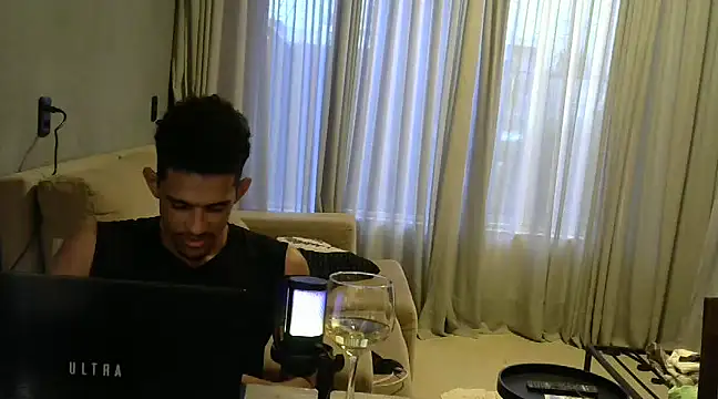 RenziTatte online show from 03/08/25, 10:02