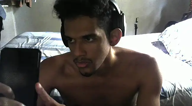 RenziTatte online show from 03/11/25, 02:18