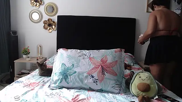 Snapshot of TatianaMonteross chatting on 01/17/26, 05:49 TatianaMonteross online show from 01/17/26, 05:49