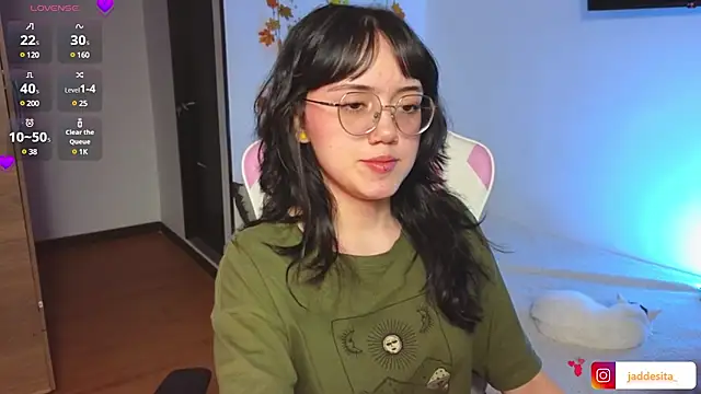 suzumi   online show from 01/23/25, 06:39