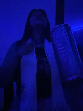 Snapshot of TifanyWhite_ chatting on 12/02/24, 07:58 TifanyWhite online show from 12/02/24, 07:58