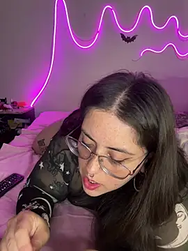 Mizztikaa online show from 03/16/25, 10:42