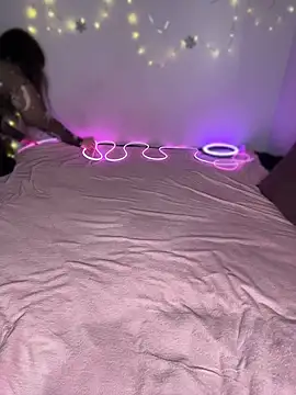 Mizztikaa online show from 05/27/26, 06:38