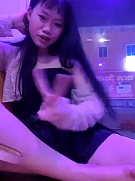 Alissa 121 online show from 11/22/25, 09:47