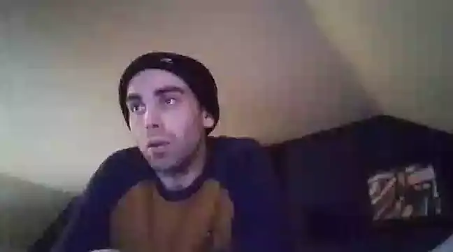 Snapshot of DrbigdickUK chatting on 12/14/24, 06:52 DrbigdickUK online show from 12/14/24, 06:52