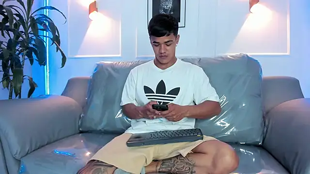 Rob saenz  online show from 11/27/25, 12:51