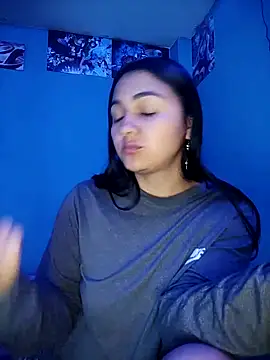 Nahiara velez online show from 11/16/25, 04:45