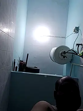 Snapshot of Maddy030686 chatting on 04/27/26, 12:58 Maddy030686 online show from 04/27/26, 12:58