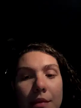 Snapshot of eva_y_marcelo chatting on 11/06/25, 01:28 eva y marcelo online show from 11/06/25, 01:28