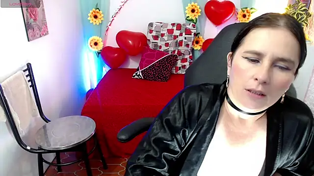 victoria jones online show from 02/15/25, 02:33