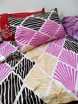 Diya Chopra online show from 12/29/24, 06:14