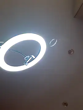 IsabellaBoni online show from 12/20/24, 09:11