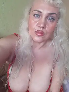 IsabellaBoni online show from 03/06/25, 07:47