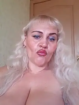 IsabellaBoni online show from 03/12/25, 07:24