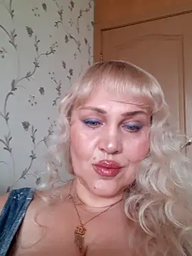 Snapshot of IsabellaBoni chatting on 03/21/26, 08:19 IsabellaBoni online show from 03/21/26, 08:19