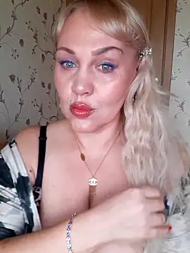 Snapshot of IsabellaBoni chatting on 03/26/26, 06:30 IsabellaBoni online show from 03/26/26, 06:30