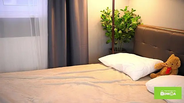 Snapshot of Bellacle chatting on 02/07/25, 01:32 Bellacle online show from 02/07/25, 01:32