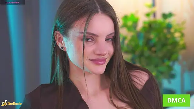 Snapshot of Bellacle chatting on 12/17/25, 03:51 Bellacle online show from 12/17/25, 03:51