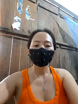 Baby-sexytits18 online show from 03/06/25, 10:20