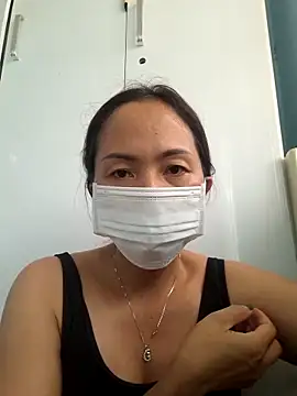 Baby-sexytits18 online show from 03/19/25, 06:24