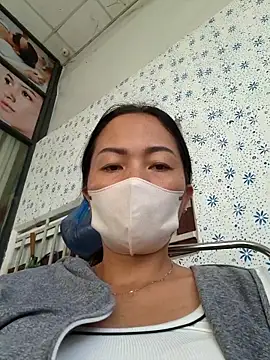 Baby-sexytits18 online show from 09/11/25, 12:11