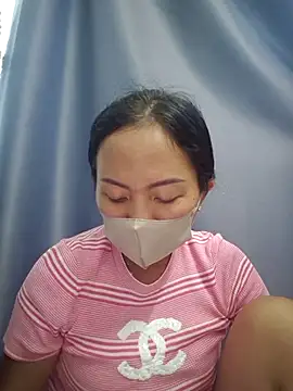 Baby-sexytits18 online show from 10/02/25, 01:23