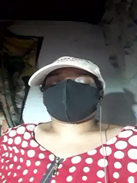 Tharukasenevirathne online show from 05/28/26, 04:04
