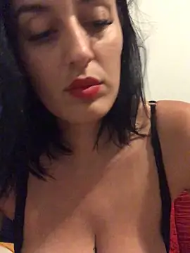 Snapshot of Catmila94 chatting on 01/17/26, 04:28 Catmila94 online show from 01/17/26, 04:28