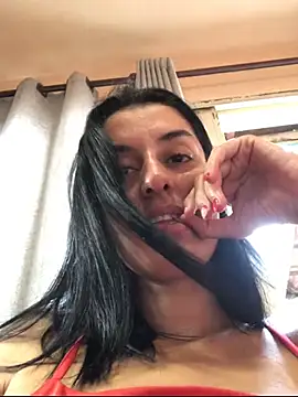 Snapshot of Catmila94 chatting on 03/19/26, 06:12 Catmila94 online show from 03/19/26, 06:12