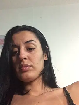 Snapshot of Catmila94 chatting on 04/11/26, 04:28 Catmila94 online show from 04/11/26, 04:28