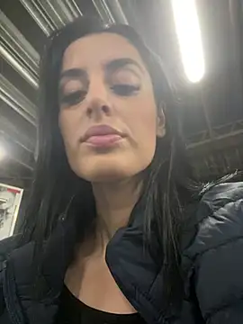 Catmila94 online show from 05/20/26, 10:49