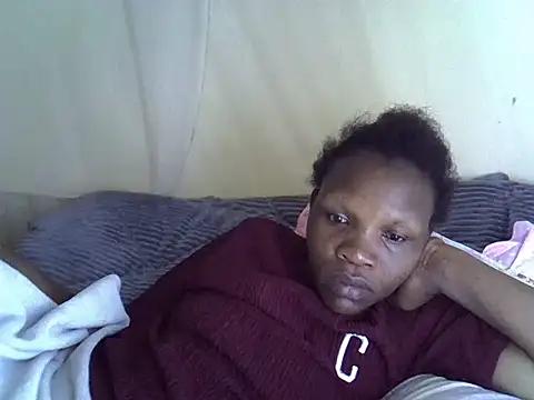 Sweet serah online show from 11/18/25, 03:45