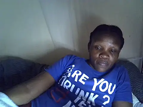 Snapshot of Sweet_serah chatting on 06/08/26, 03:23 Sweet serah online show from 06/08/26, 03:23