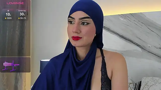 Snapshot of fatimarab chatting on 02/08/25, 02:26 fatimarab online show from 02/08/25, 02:26