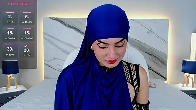 Snapshot of fatimarab chatting on 02/19/25, 02:55 fatimarab online show from 02/19/25, 02:55