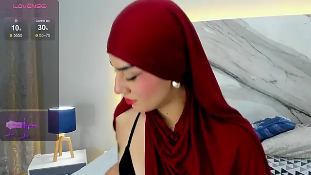 Snapshot of fatimarab chatting on 02/23/25, 12:08 fatimarab online show from 02/23/25, 12:08