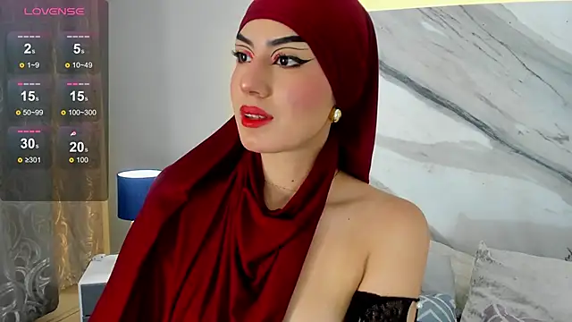 Snapshot of fatimarab chatting on 02/26/25, 07:49 fatimarab online show from 02/26/25, 07:49