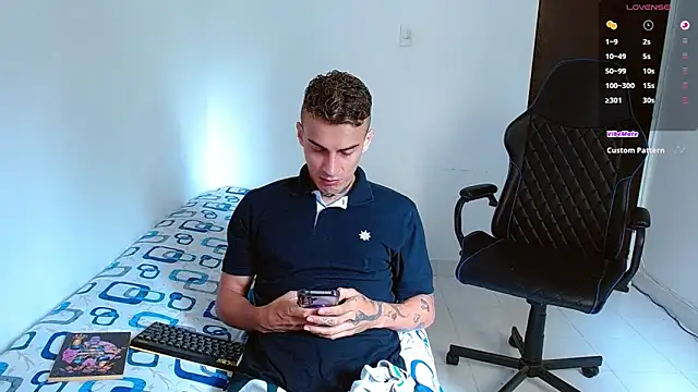 bray hotboy777 online show from 10/30/25, 03:57