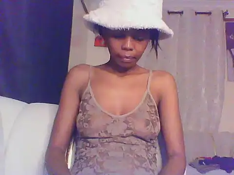 sweetanabella4 online show from 03/23/26, 07:34