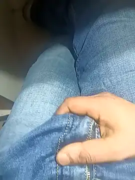 Snapshot of franko1987 chatting on 01/07/25, 06:16 franko1987 online show from 01/07/25, 06:16