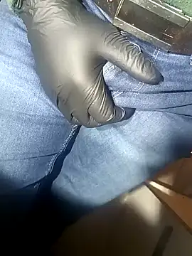 Snapshot of franko1987 chatting on 01/29/25, 10:48 franko1987 online show from 01/29/25, 10:48