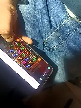 Snapshot of franko1987 chatting on 02/14/25, 09:13 franko1987 online show from 02/14/25, 09:13