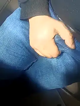 Snapshot of franko1987 chatting on 02/18/25, 10:49 franko1987 online show from 02/18/25, 10:49