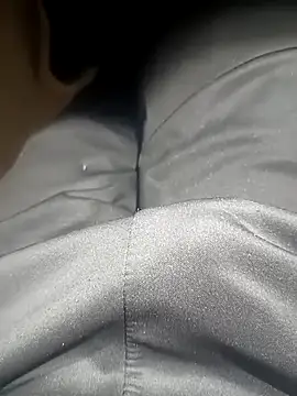 Snapshot of franko1987 chatting on 03/14/25, 12:18 franko1987 online show from 03/14/25, 12:18