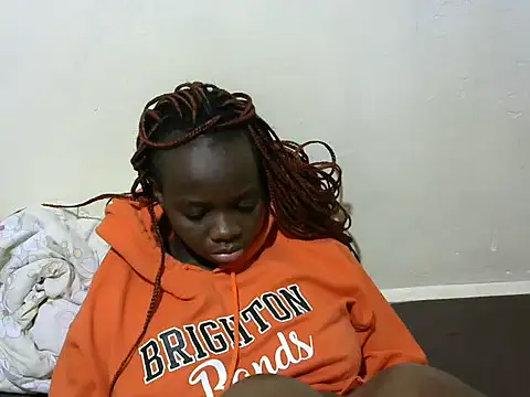 Snapshot of Thicky_kyla chatting on 11/26/25, 10:22 Thicky kyla online show from 11/26/25, 10:22