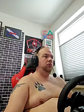 PupW0lfy online show from 01/05/25, 09:48